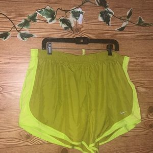 Nike shorts 2x brand new**Sold**